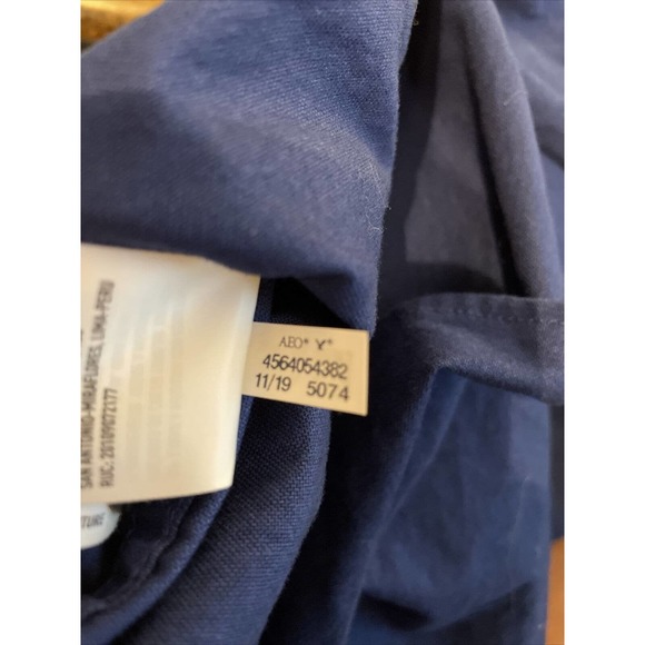 SOLD American Eagle Mens Medium Classic Fit Button Up Shirt Blue Oxford NWT C… - Picture 10 of 10